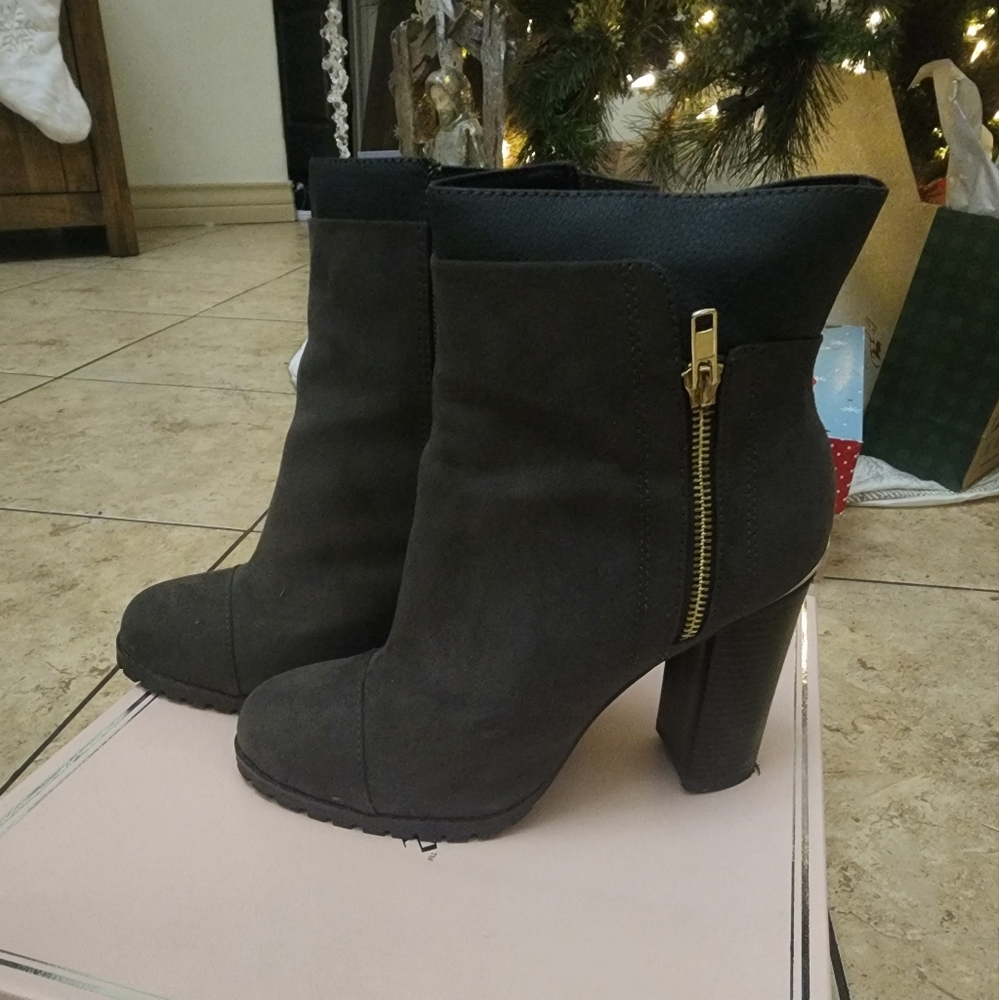 Grey jc boots